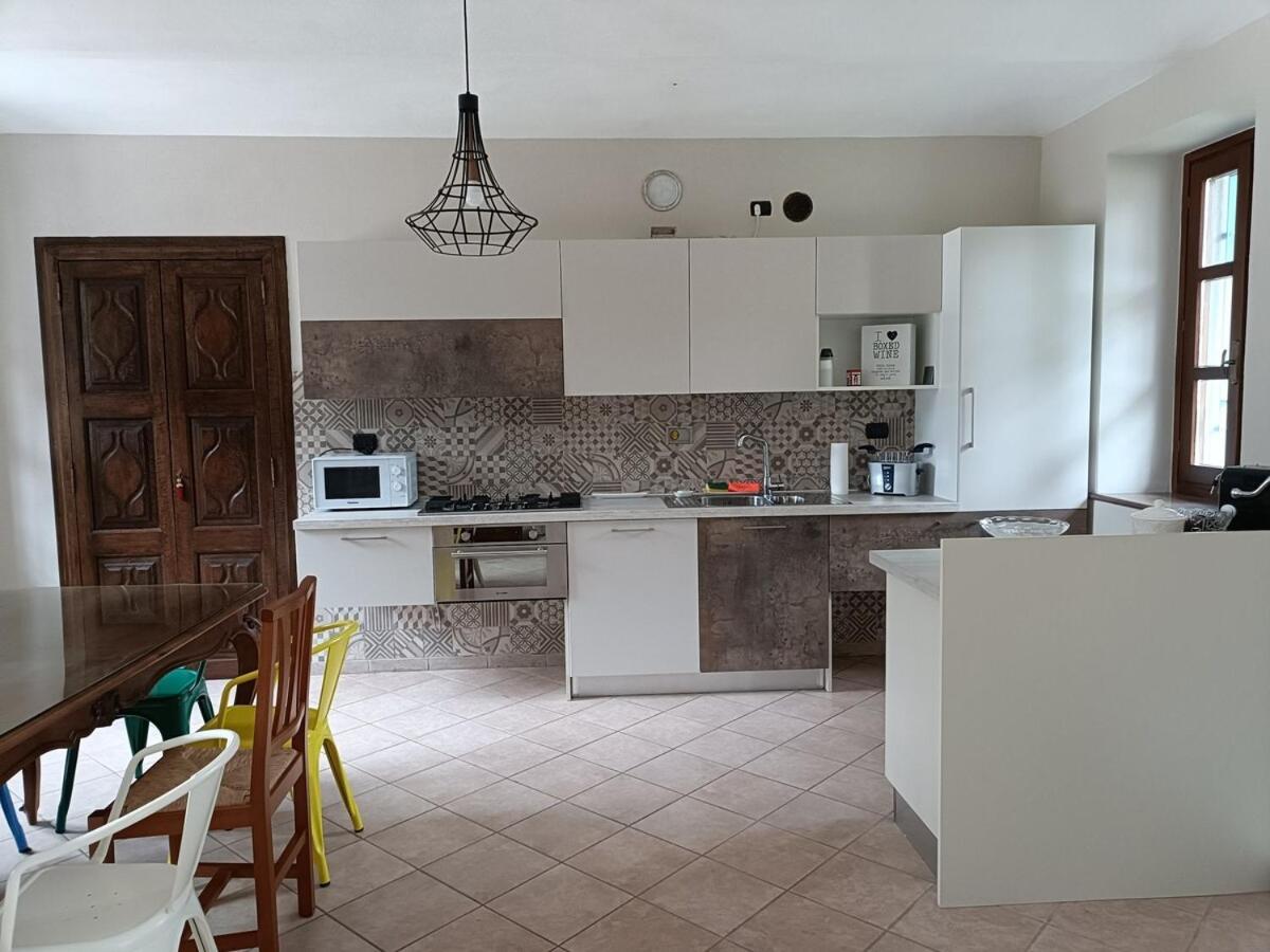La Casa Del Merlo Ferienhaus Rodello
